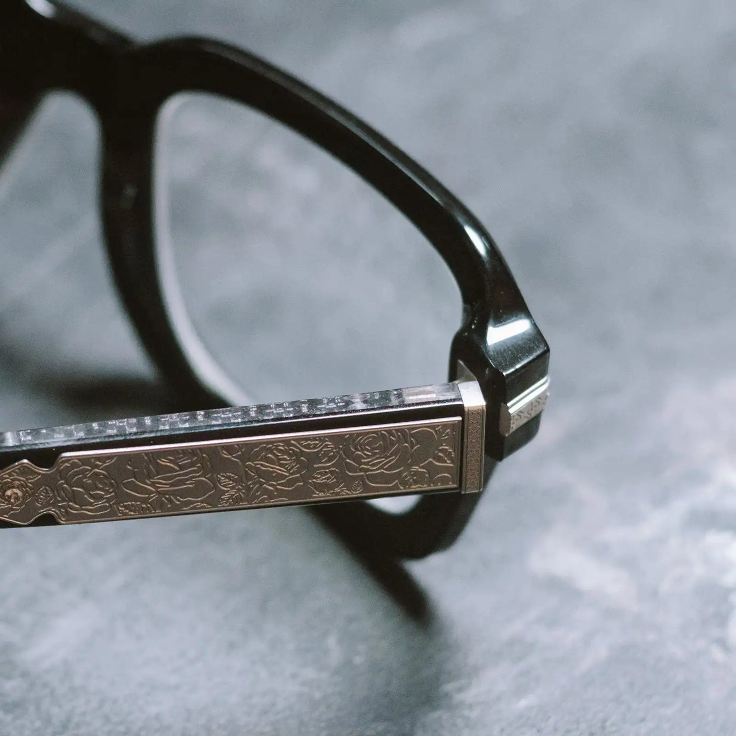 CALICO CREEK - BLACK + GLASSES
