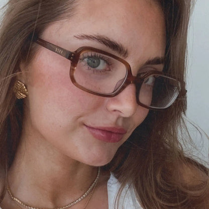 ELLE - TORTOISE + GLASSES