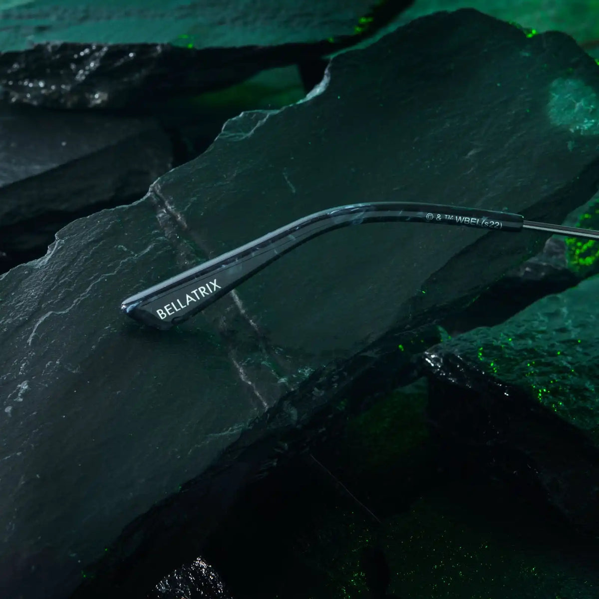 BELLATRIX™ - GEO BLACK + GREY SUNGLASSES