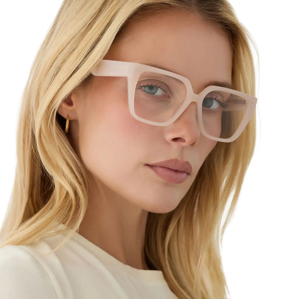 OLIVE - MILKY BLUSH + GLASSES