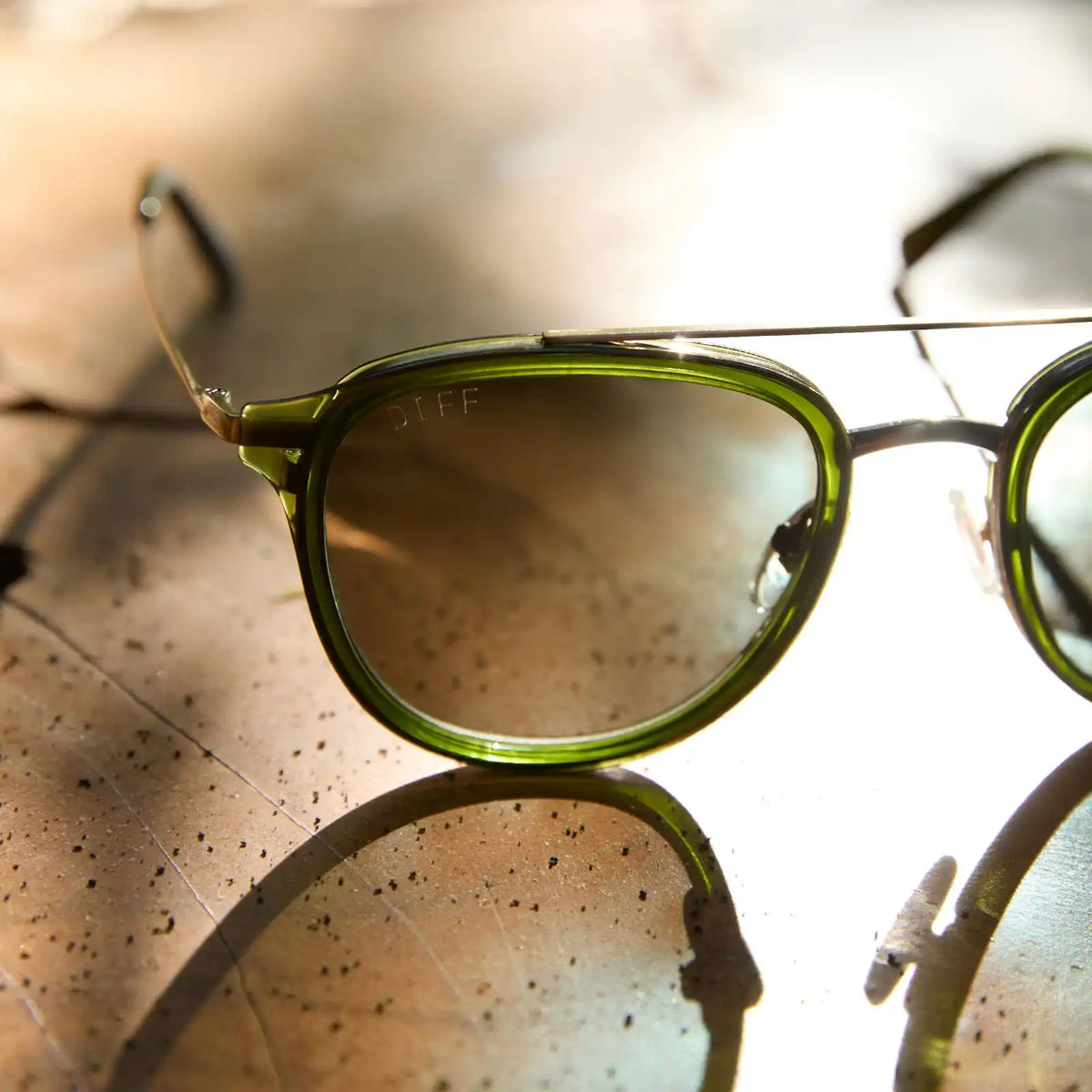 CAMDEN - DARK OLIVE CRYSTAL + G15 + POLARIZED SUNGLASSES