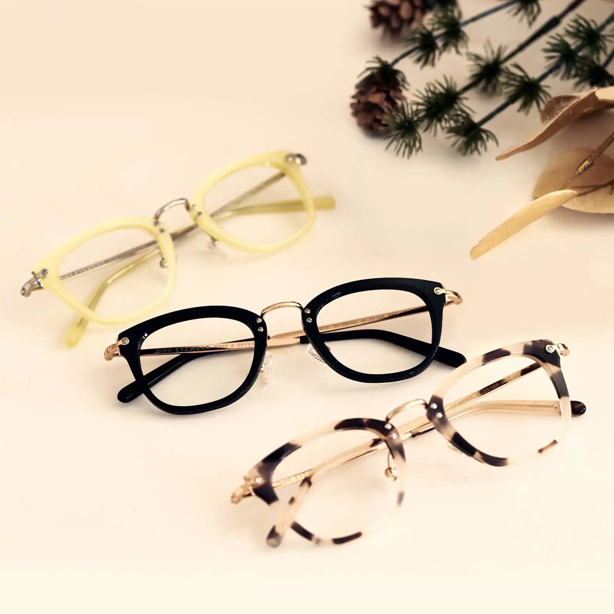 RUE - BLACK + GLASSES