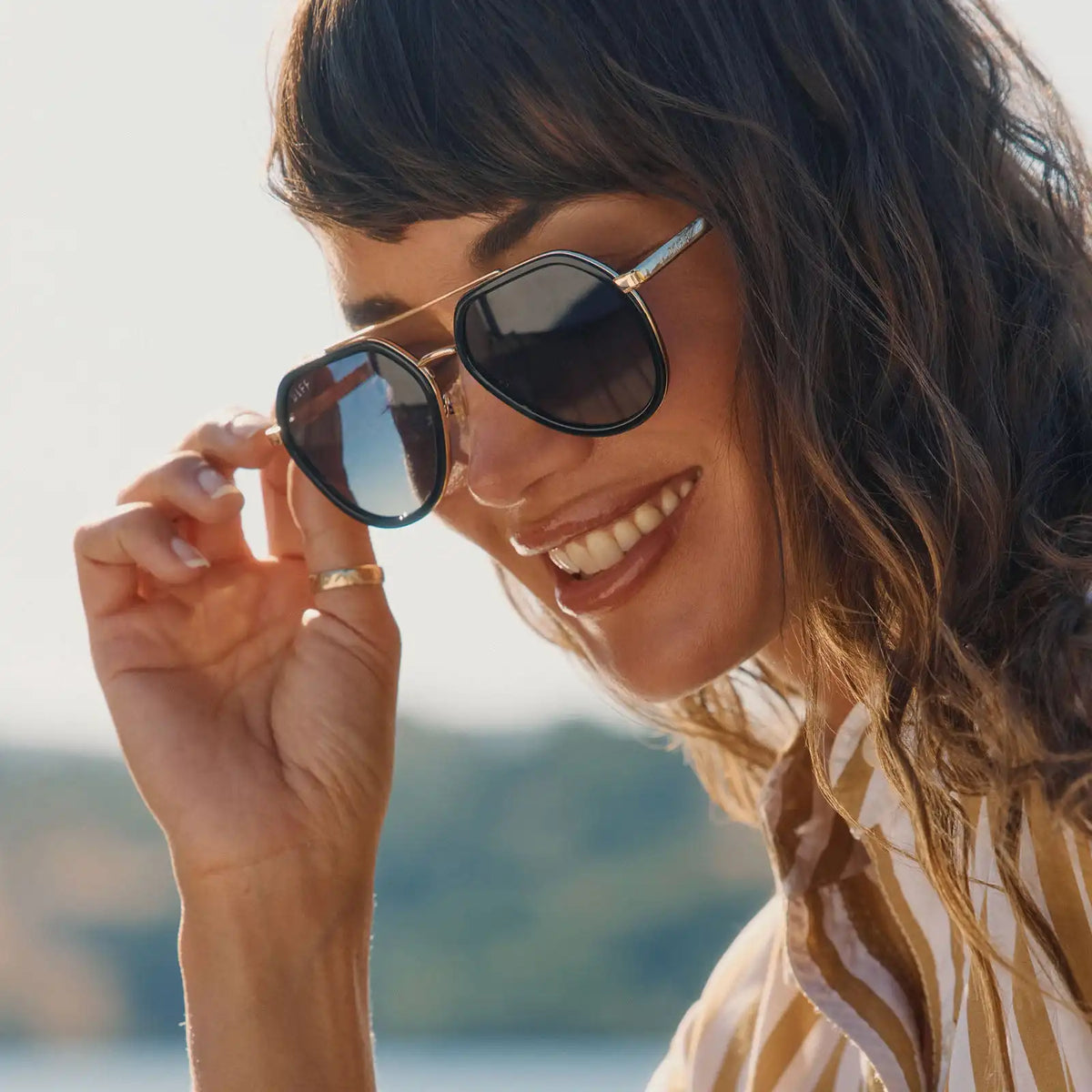 JOEY - BLACK + GOLD METAL + GREY GRADIENT + POLARIZED SUNGLASSES
