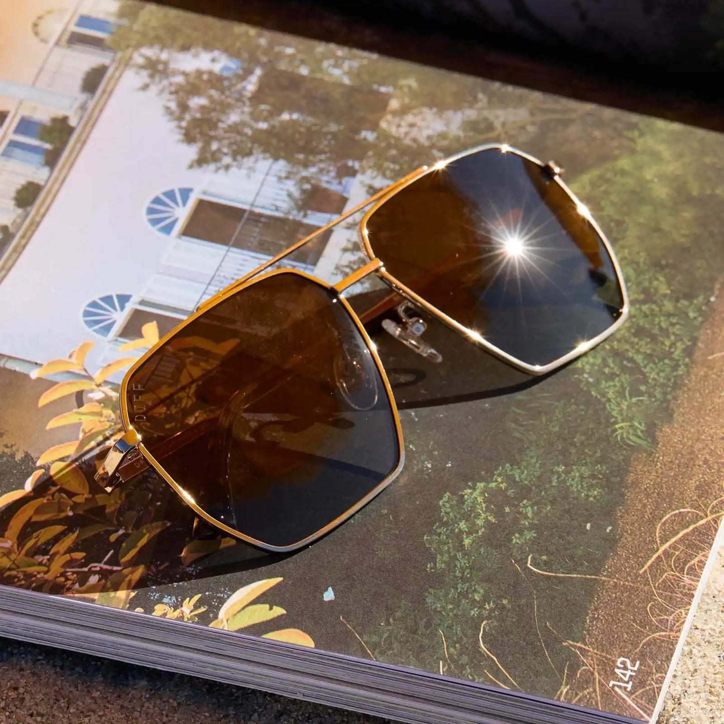 BERKELY - GOLD + BROWN GRADIENT + POLARIZED SUNGLASSES