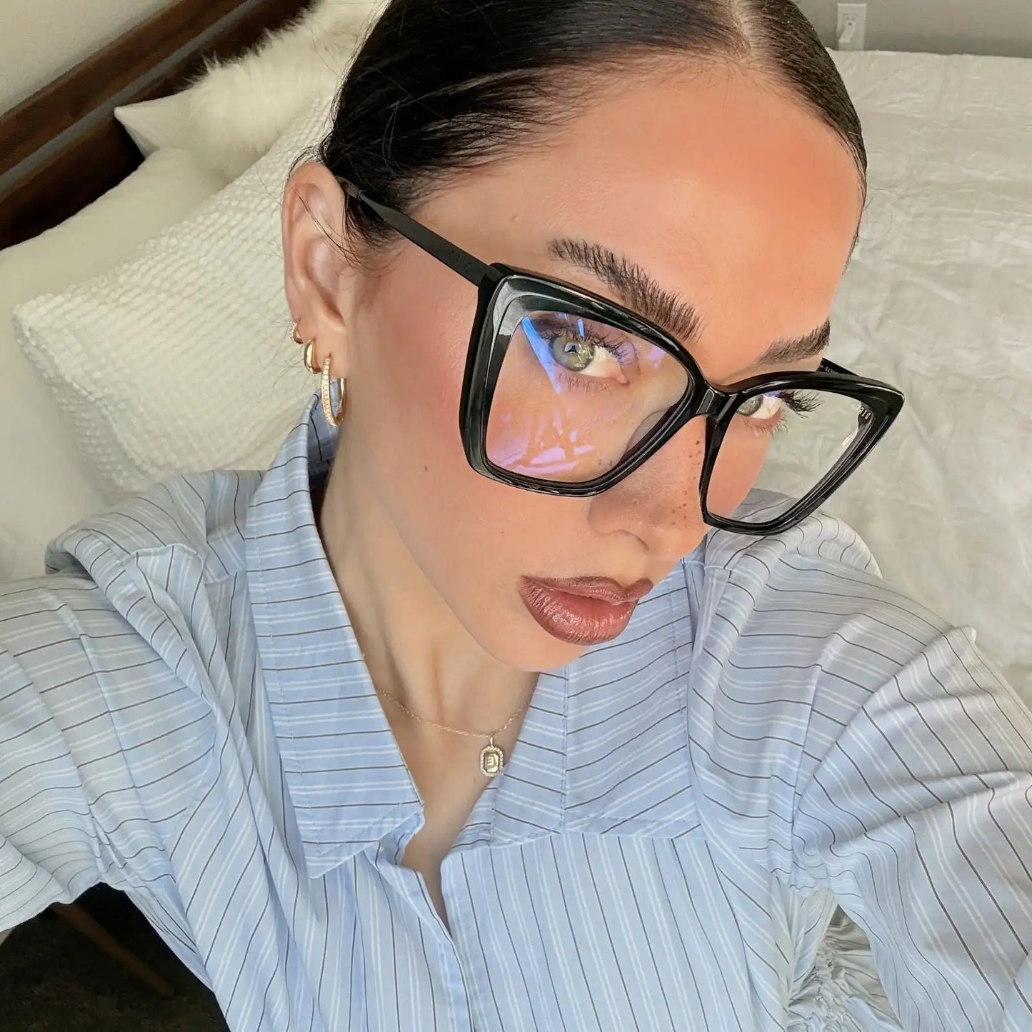 BECKY II - BLACK + BLUE LIGHT TECHNOLOGY GLASSES